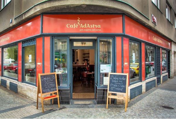 Kavárna Café AdAstra - fotografie ke článku na blogu